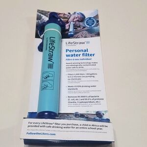 Lifestraw personal water filter NWT